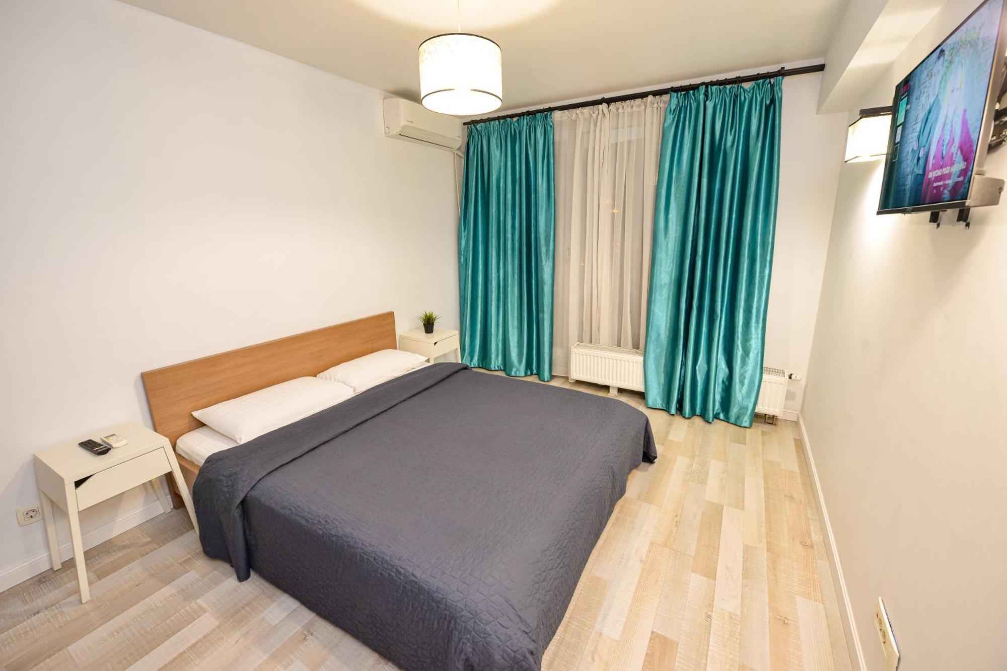 Dracula Adventure Tours Accommodation Bucharest Exterior photo